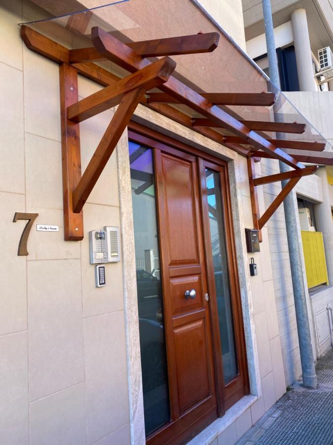 Апартаменты Lucky'S House Нойкаттаро Экстерьер фото